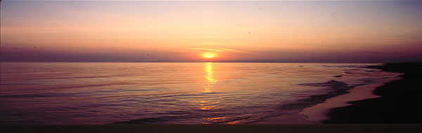 Tramonto sul mare